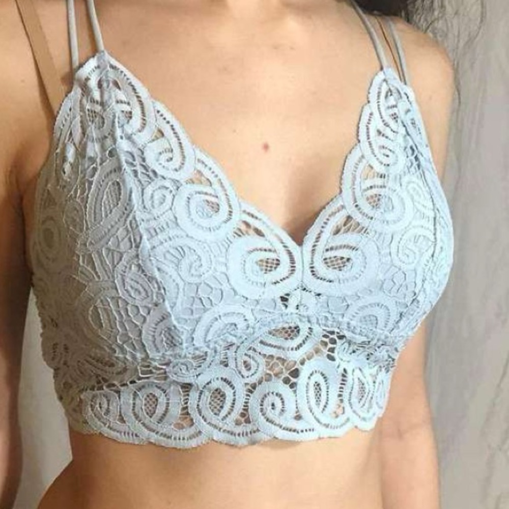 New Pink Victoria secret Sz large bralette beautiful pale blue New with tags